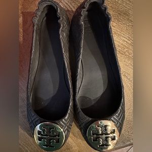 Tory Burch brown quilted flat